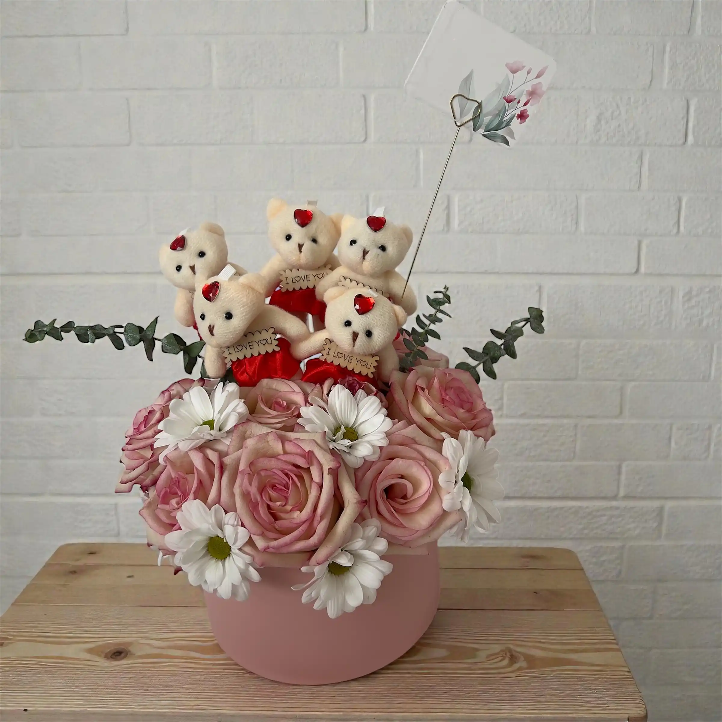 Romantic Pink Rose Flower Box with Teddy Bears Romantic Pink Rose Flower Box with Teddy Bears